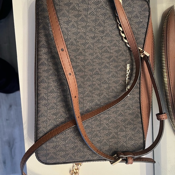 Michael Kors Handbag - Picture 5 of 5